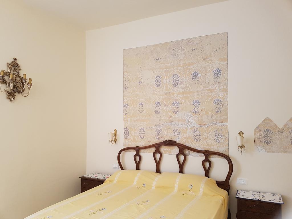 Historical Apartments By Seaside Viareggio Exterior photo